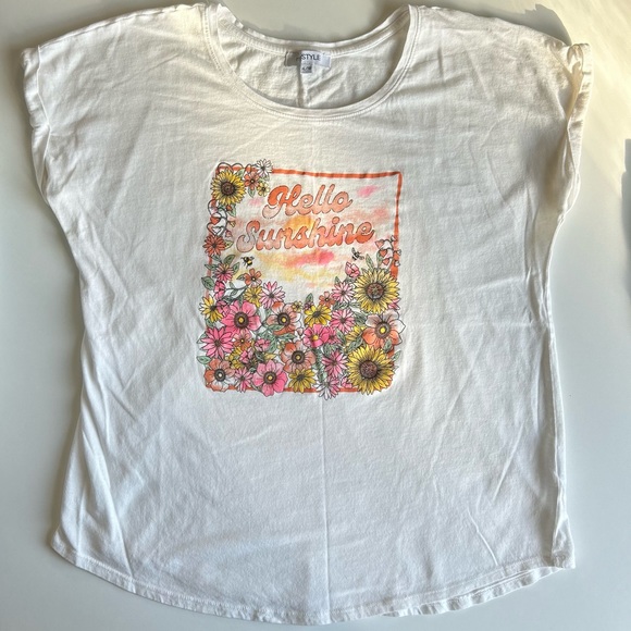 Hello Sunshine T-Shirt ๐ธ - Picture 5 of 6